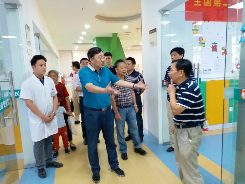 Jiuyou j9(中国)集团苏德辉总经理莅临湘西博爱康复医院调研考察