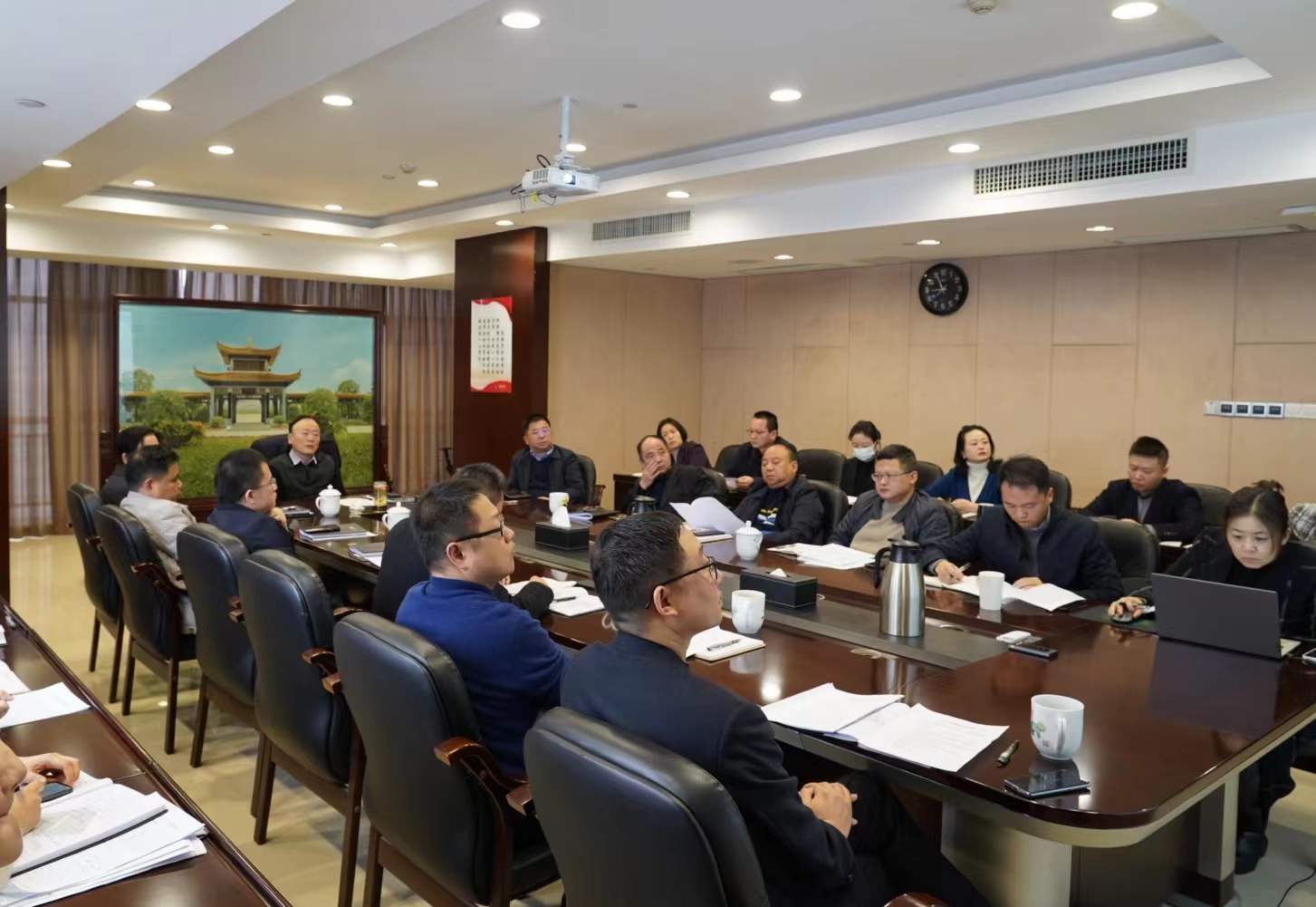 Jiuyou j9(中国)召开2022年经营发展工作务虚会