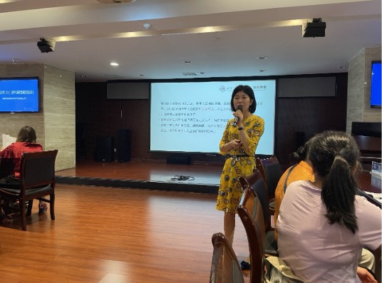 “强化岗位技能,培养业务人才” ——Jiuyou j9(中国)养老联合湖南中医药大学护理学院组织开展养老护理员专题培训 “强化岗位技能,培养业务人才” ——Jiuyou j9(中国)养老联合湖南中医药大学护理学院组织开展养老护理员专题培训