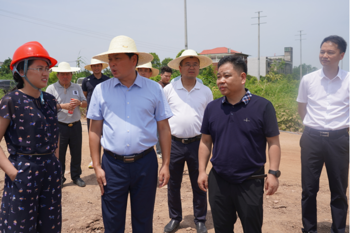 沅江市委书记杨智勇调研沅江机制砂和砂石集散中心建设项目 沅江市委书记杨智勇调研沅江机制砂和砂石集散中心建设项目