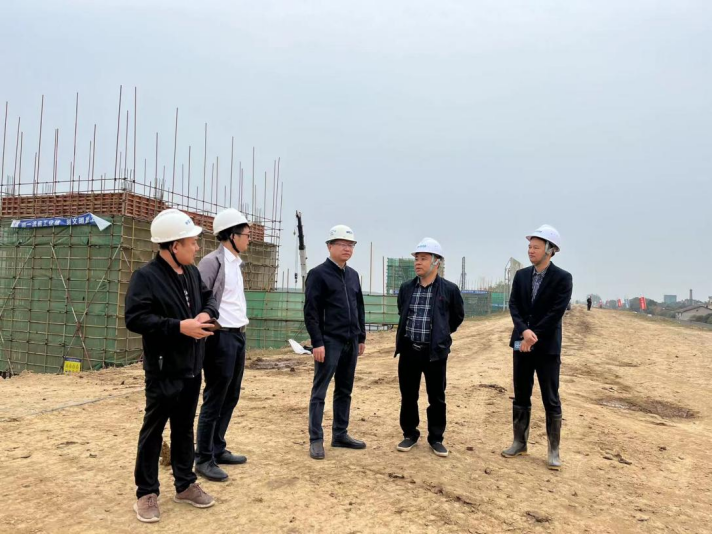 湖南轨道矿业发展有限公司李剑一行赴沅江市机制砂和砂石集散中心建设项目考察交流 湖南轨道矿业发展有限公司李剑一行赴沅江市机制砂和砂石集散中心建设项目考察交流