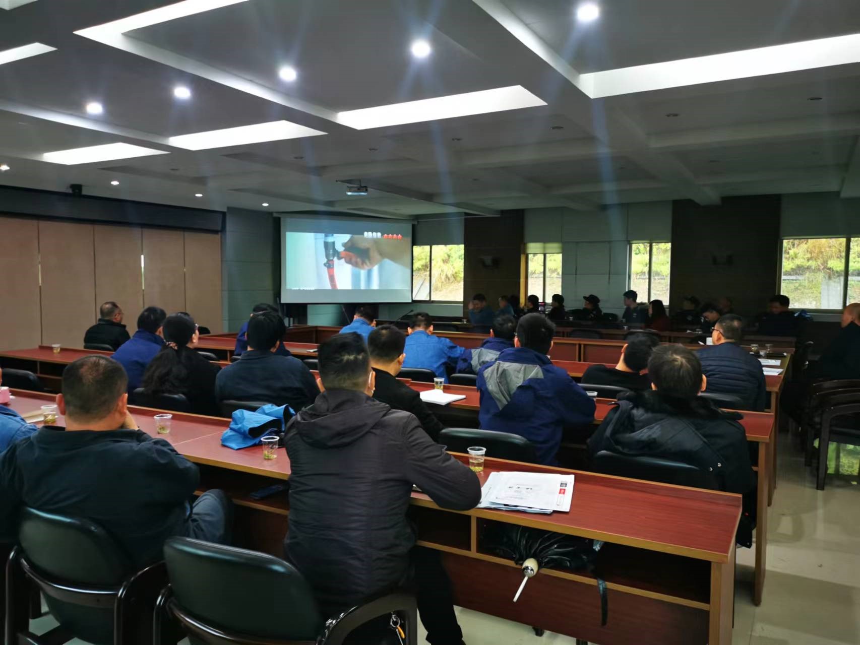 株洲航电分公司开展消防安全培训和应急演练 株洲航电分公司开展消防安全培训和应急演练