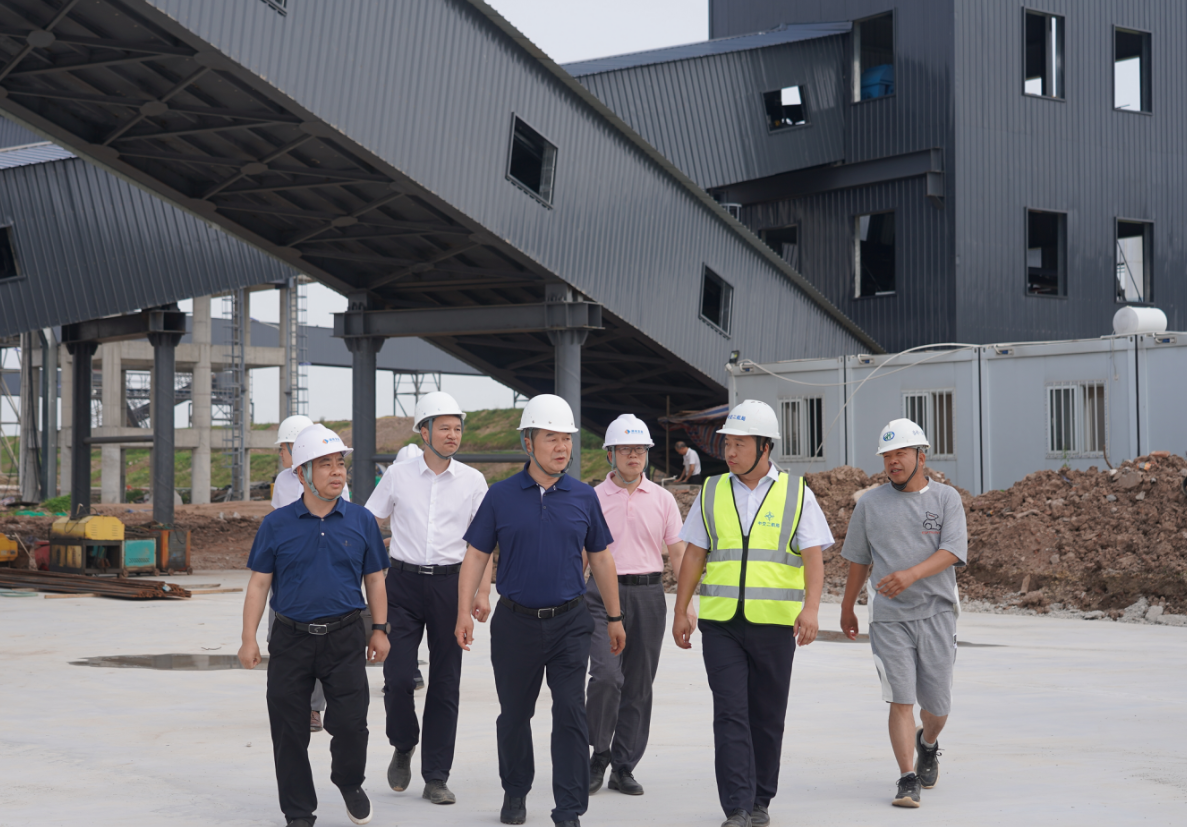 陈景鸿带队督查沅江机制砂和砂石集散中心项目安全生产 陈景鸿带队督查沅江机制砂和砂石集散中心项目安全生产