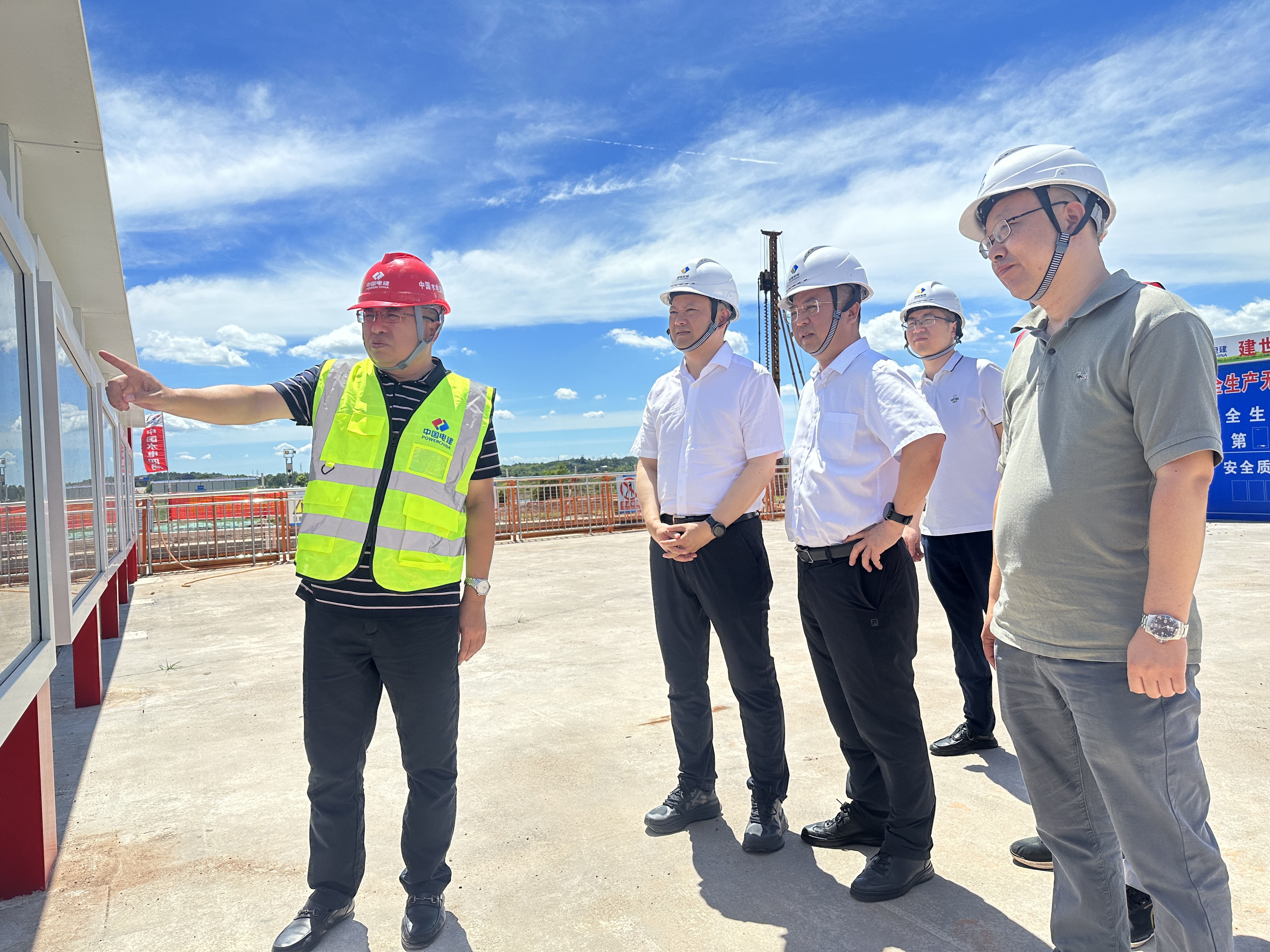 张小雁带队调研督导株洲航电分公司项目建设及安全生产工作 张小雁带队调研督导株洲航电分公司项目建设及安全生产工作