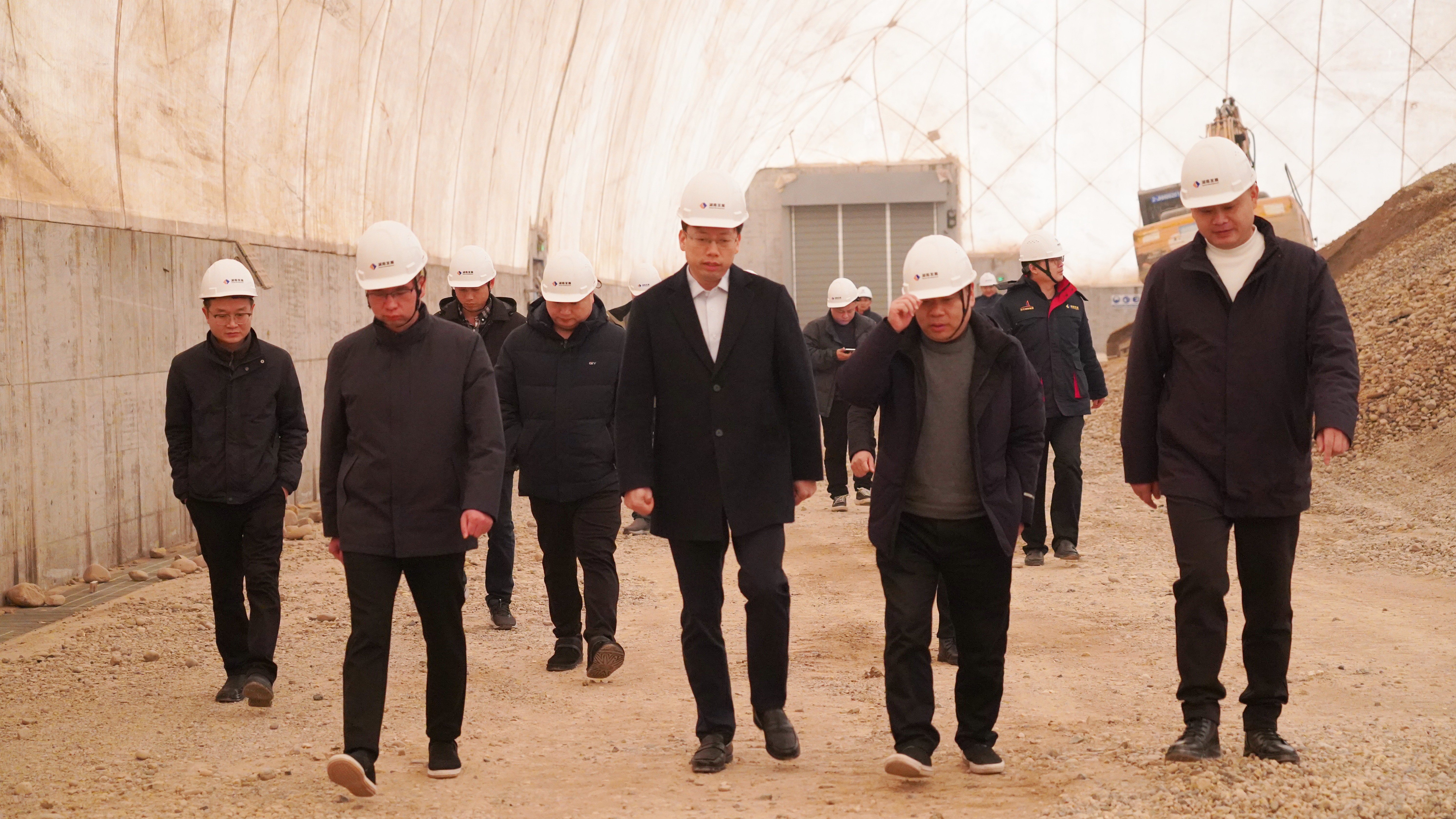 沅江市委副书记张心镜一行调研Jiuyou j9(中国)机制砂和砂石集散中心项目 沅江市委副书记张心镜一行调研Jiuyou j9(中国)机制砂和砂石集散中心项目